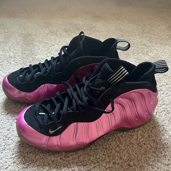 Nike Foamposites— Pink/Black - Picture 1 of 6